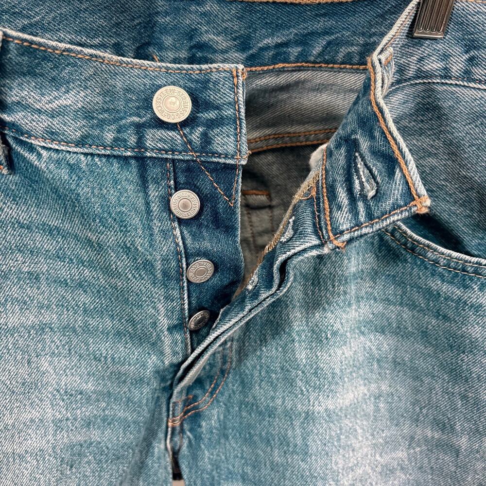 Levi 501 button fly men's jeans, waist size 33"